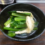 丸徳 - 小松菜と揚げの煮物