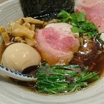麺処 きなり - 特製濃口醤油そば 1030円