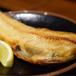 魚まみれ眞吉 - ホッケの塩焼定食＠税込800円：いいテリ