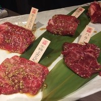 焼肉専科 肉の切り方 日本橋本店 - 