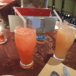 ラドンナ原宿 - 白桃ジュース、ピンクグレープフルーツジュース　2017.4