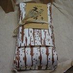 天むす千寿 - 包装紙の中