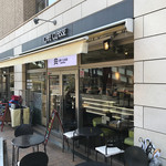 CAFE CLASSE DAIKANYAMA - 外観