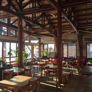 ジョジョズ カフェ&バー_1