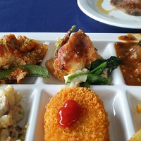 スカイクルーズマクハリ アパホテル＆リゾート東京ベイ幕張 - 料理各種1