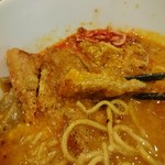 担々麺 ほおずき - 排骨肉は白飯とも合う！