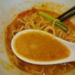 担々麺 ほおずき - スパイシーで濃厚なスープ！