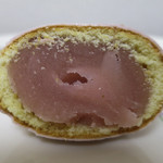 三陸菓匠 さいとう - かもめからのさくら便りの断面