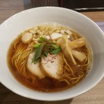 実垂穂 - 無添加魚介出汁の中華そば・醤油