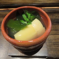 御料理 光安 - 京都の筍と淡路のワカメの吉野煮