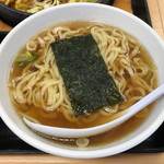 大盛軒 - 「鉄板麺」880円の半ラーメン