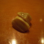 Sushi Doro Koiwai - 漬け込みした蛤の小柱。