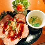 カフェ タイズ - 