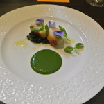 アキヒサ ハンダ - 博多産アラカブのポワレ　ホウレン草のピュレ