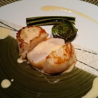鉄板焼　銀明翠 銀座 - ホタテのソテー