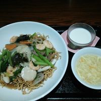海皇 大阪堂島店 - ランチ･海鮮あんかけ焼きそばセット 1000円 2015年12月