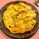 スペイン料理銀座エスペロ - スペイン風卵炒め エビ、トマト、小松菜入り