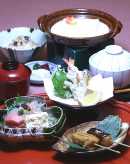 h Kyoukaiseki Minokichi - 湯葉御膳　　3,675円