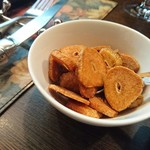 ステーキハウス キッチンリボン - ステーキに乗せるにんにくチップ！