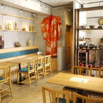 うちなー茶屋＆ギャラリー ぶくぶく - 