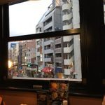 Sumiyakiniku Ishidaya - 席の窓から見えるトアロード