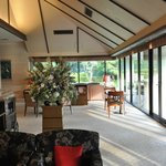 箱根ハイランドホテル ラウンジ - 広々としたロビー・エリア