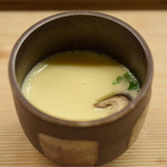 鮪喜 - 茶碗蒸し：瞬く間に出てきます（笑）