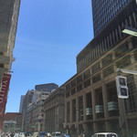 ザ マンダリン オリエンタル グルメショップ - 外観。今日もお江戸は日本晴れ