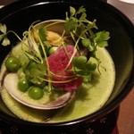 日本料理 TOBIUME - ♥型の紅芯大根とグリンピース♪大粒のあさりも♪