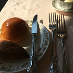 ル・ジャルダン - パンは、ハード系と柔らかいパン。美味しい！