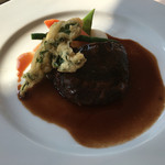 ル・ジャルダン - メイン牛頰肉赤ワイン煮、赤ワインがきき過ぎず、
      お子様からお年寄りまで、好きなお味！
      牛肉、凄く柔らかいです！