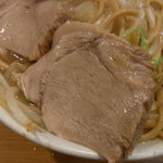 ラーメン二郎 - この日の豚は当たり!!!