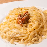 Rich sea urchin cream pasta