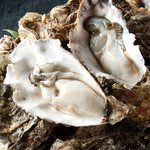 Raw Oyster from Akkeshi Oyster "Maruemon" (1 piece)