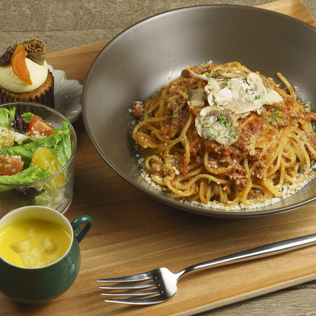 ランチメニュー : タブレス キッチン ららぽーとEXPOCITY店 （TABLES KITCHEN） - 万博記念公園/カフェ | 食べログ