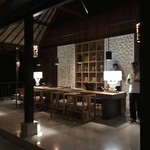 HOSHINOYA - フロント