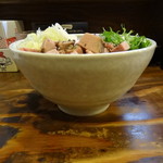 麺屋いちびり - 横から