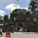 Locavore To Go - サレン・アグン宮殿