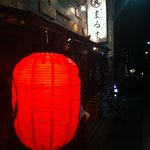 商店街アーケード側から