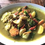 The Ocean Bar & Restaurant - チキンカレー Rp.70000