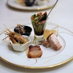 GINZA芳園 - 広東式焼物入り前菜盛り合わせ