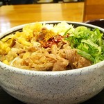 肉ぶっかけ 小 冷 400円