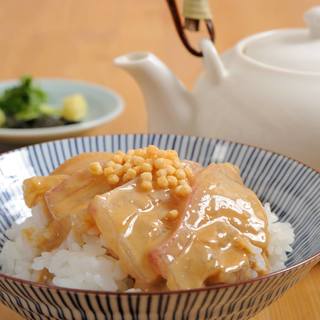 일품으로 두번 맛있는, 명물 「도미차 절임」