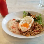 t.cafe - タイ風☆ガパオライス