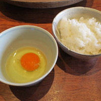 丹 - 丹後米の白ご飯、卵と