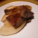 Japanese Teppan Dining さとみ - 黒毛和牛、柔らか、少し甘みも・・・。