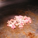 Japanese Teppan Dining さとみ - ガーリックライス用肉も黒毛和牛。