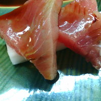魚めし 竹亭 - 定食のカツオ刺身