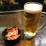 Tori Hachi - お通しと生ビール