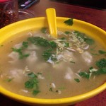 小楊生煎 - ワンタン　10元